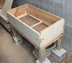 деревянный ящик для вермифермы