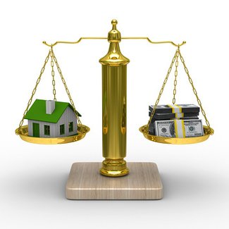 Какие особенности при продаже квартиры с обременением?