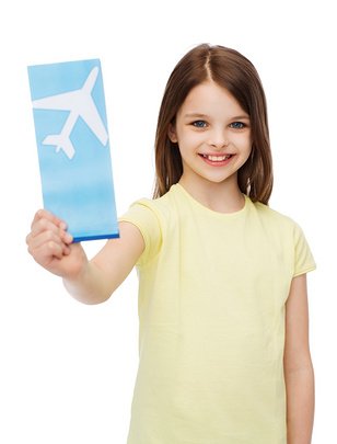 До скольки лет даются скидки на детский билет в самолет?